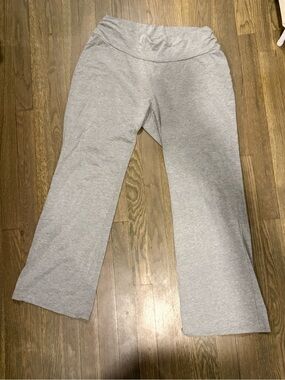 Motherhood Maternity Light Gray women's Sleepwear pants size medium